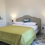Mediterraneo Bed and Breakfast 4*