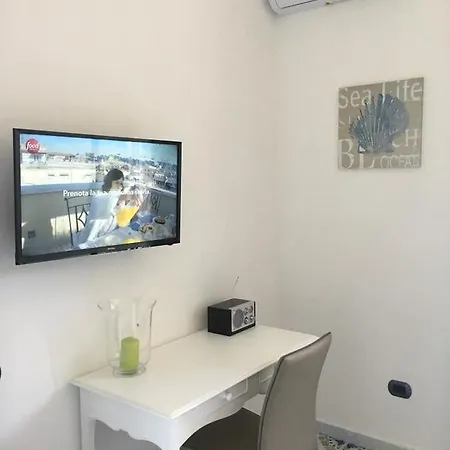 Oda ve Kahvaltı Mediterraneo 4*