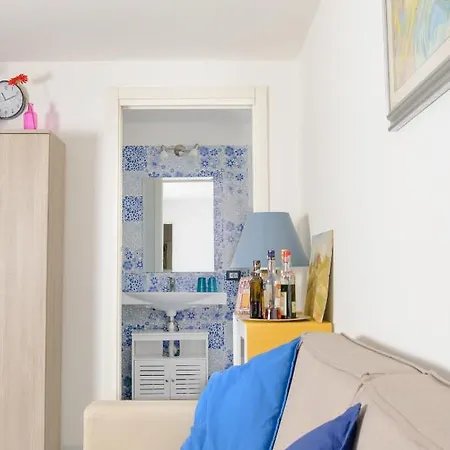 Mediterraneo Bed & Breakfast 4*