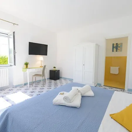 Bed & Breakfast Mediterraneo Procida