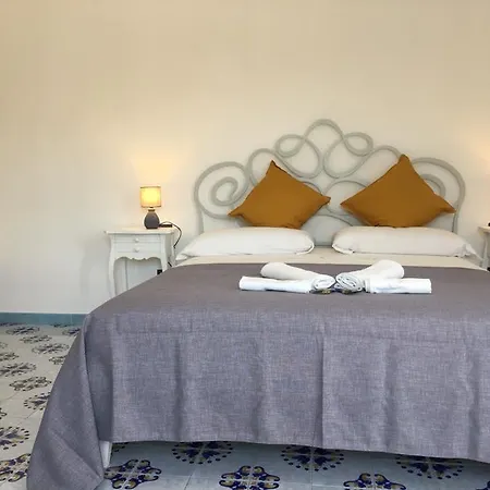 Bed & Breakfast Mediterraneo 4*