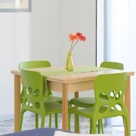 Couette-café Mediterraneo 4*