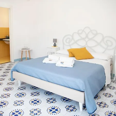 Mediterraneo Bed & Breakfast