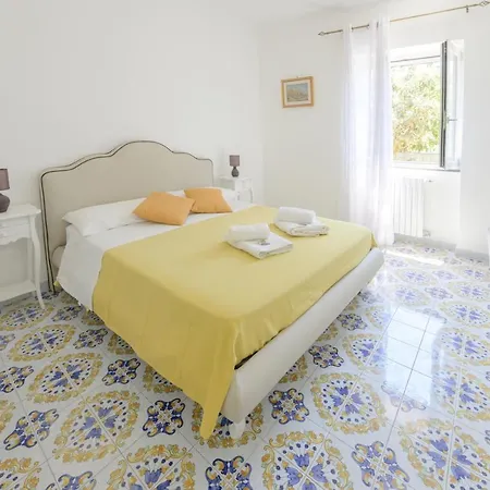 Mediterraneo 4*