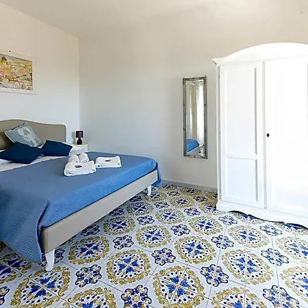 Mediterraneo 4*