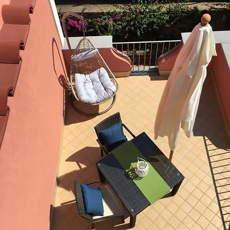 Mediterraneo Couette-café 4*